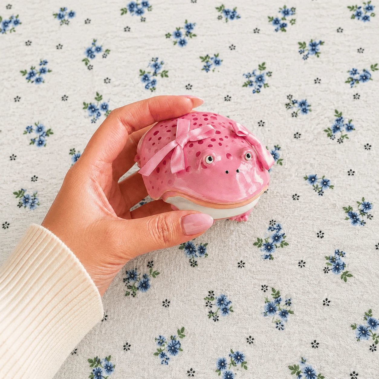 🐸Froggy Pods | The Cutest Pop-Open Earbud Case
