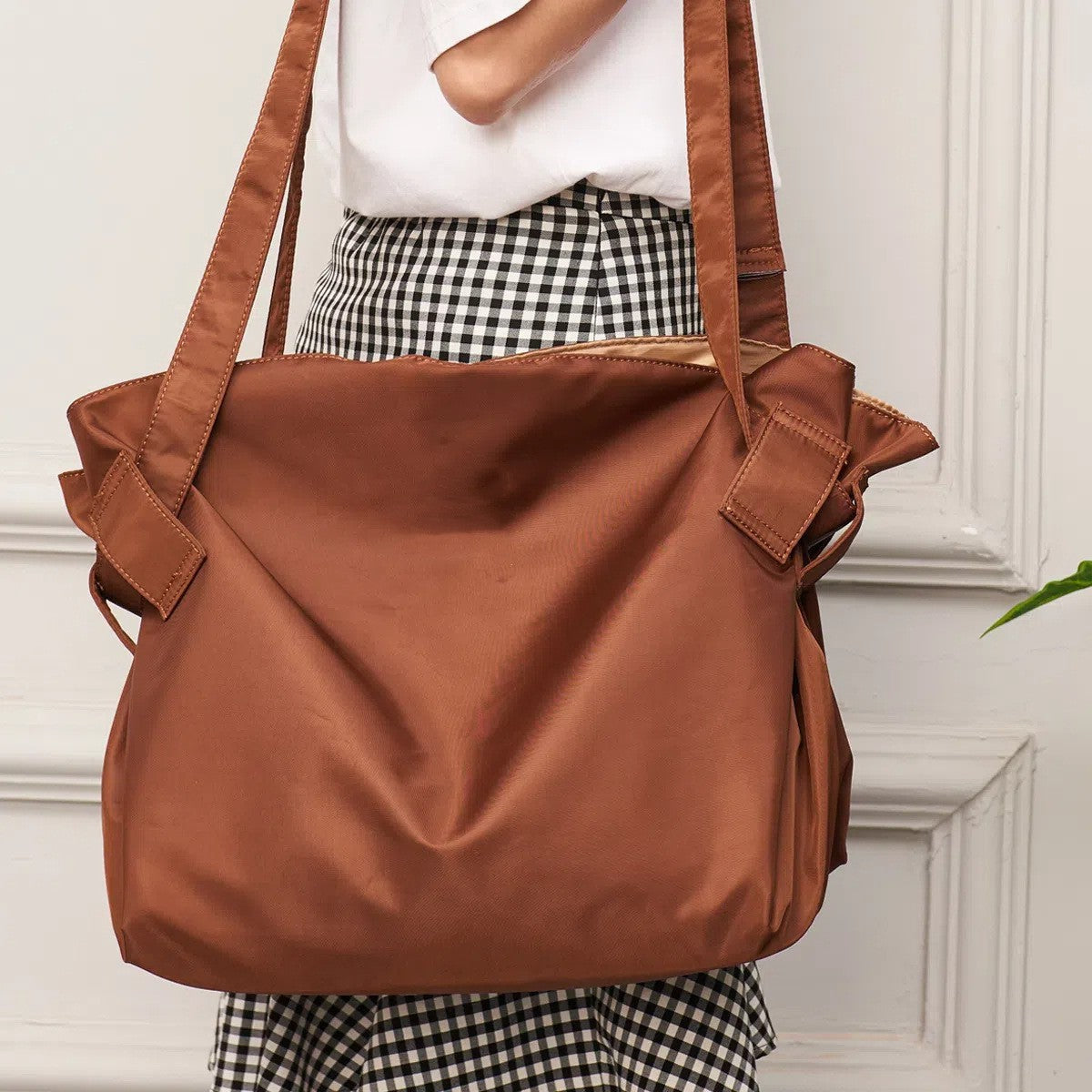 2-IN-1 FOLDABLE BAG & PICNIC BLANKET
