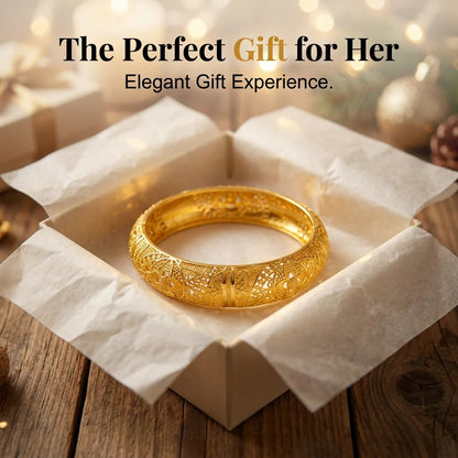 ✨18K Gold Bangle Bracelet for Women – Elegant Everyday Jewelry