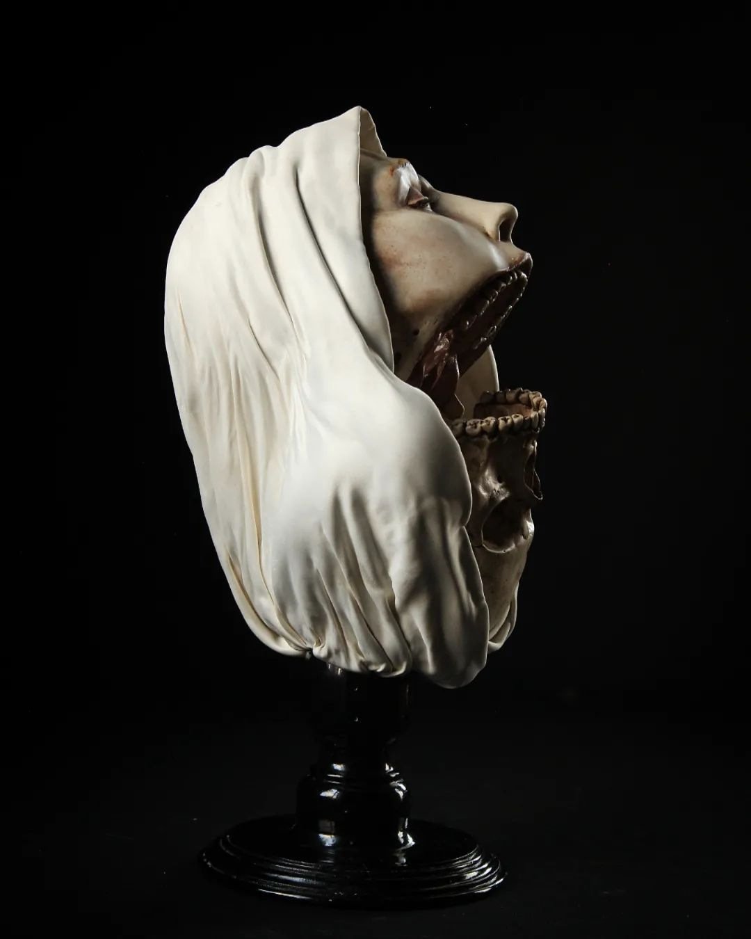 💀 Transfiguratio Mortis Statue 🖤