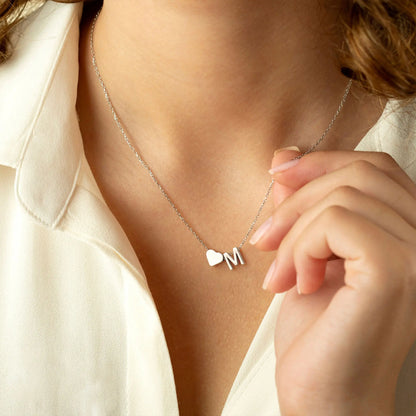 Turandoss Initial Heart Necklace for Women, Gold