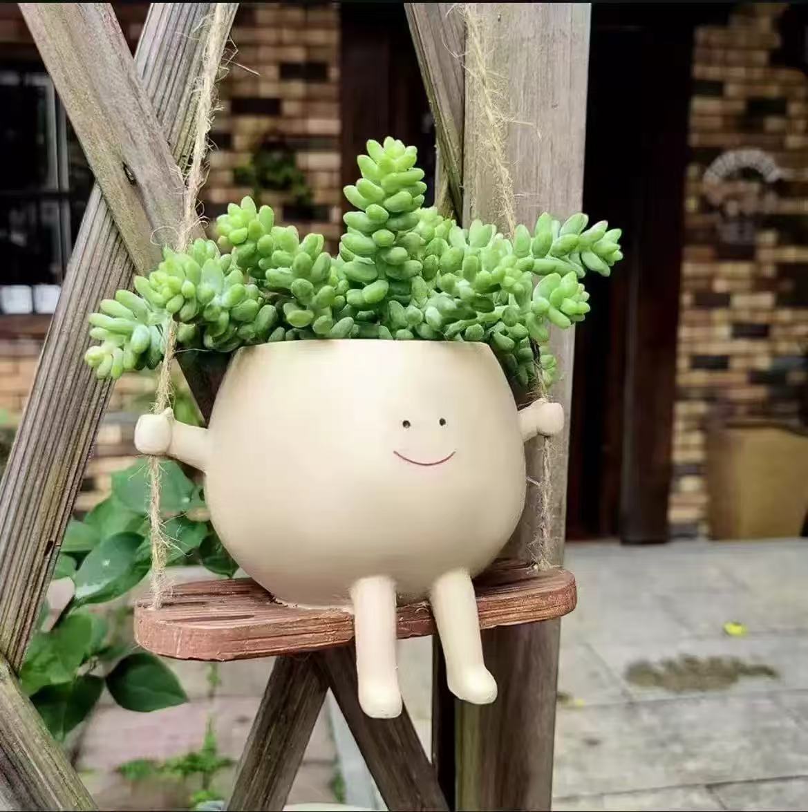 Swing Planter