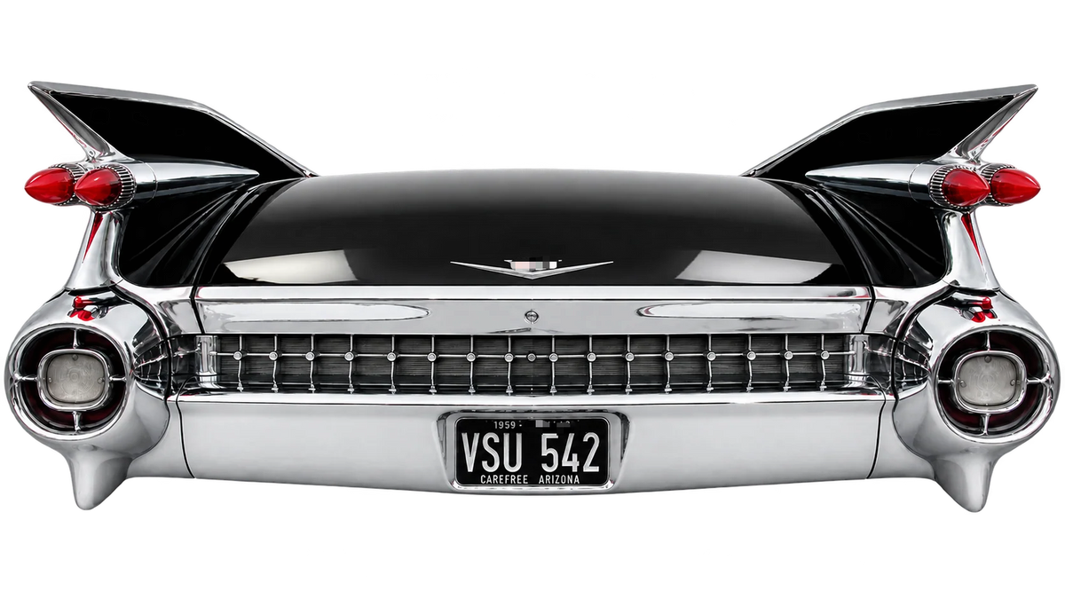 🚗 Classic Lowrider Car Rear Wall Shelf Lamp